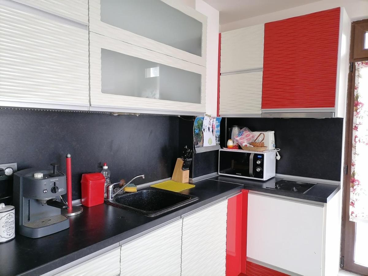 White Home-Apartament Бургас Екстериор снимка