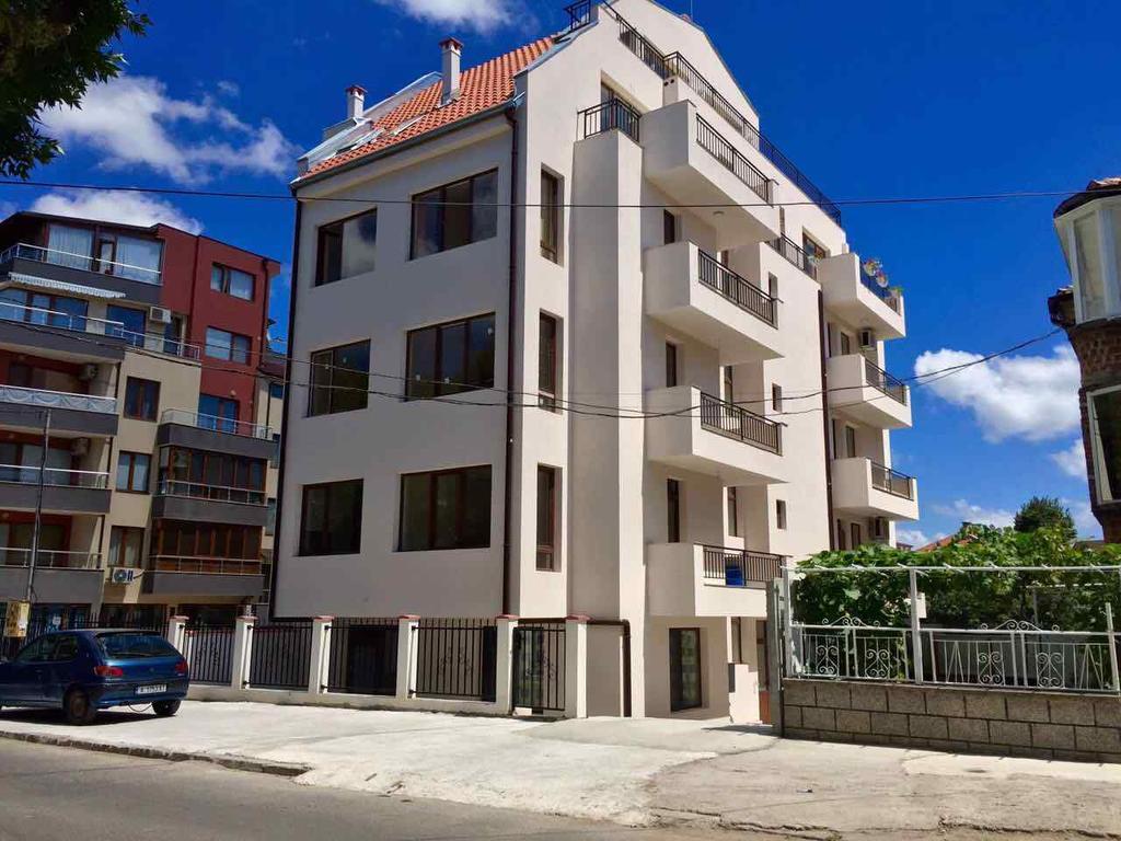 White Home-Apartament Бургас Екстериор снимка