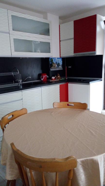 White Home-Apartament Бургас Екстериор снимка